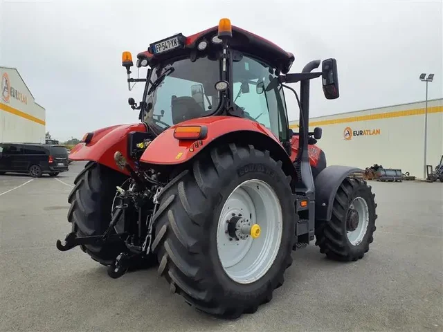 Occasion Case IH MAXXUM135CVX à ANTIGNY chez Groupe OUVRARD