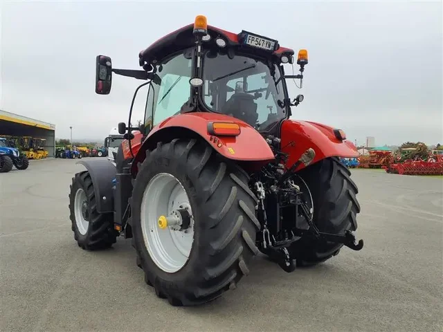 Occasion Case IH MAXXUM135CVX à ANTIGNY chez Groupe OUVRARD