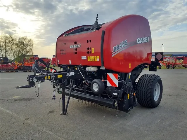 Occasion Case IH RB 455 à ANTIGNY chez Groupe OUVRARD