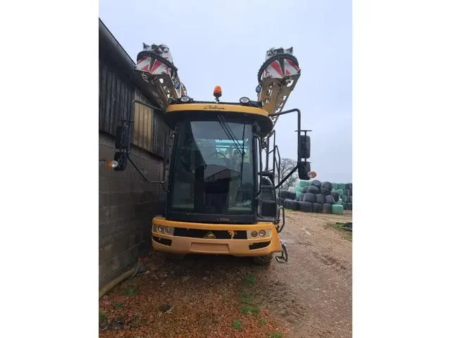 Occasion Challenger ROGATOR à ANTIGNY chez Groupe OUVRARD