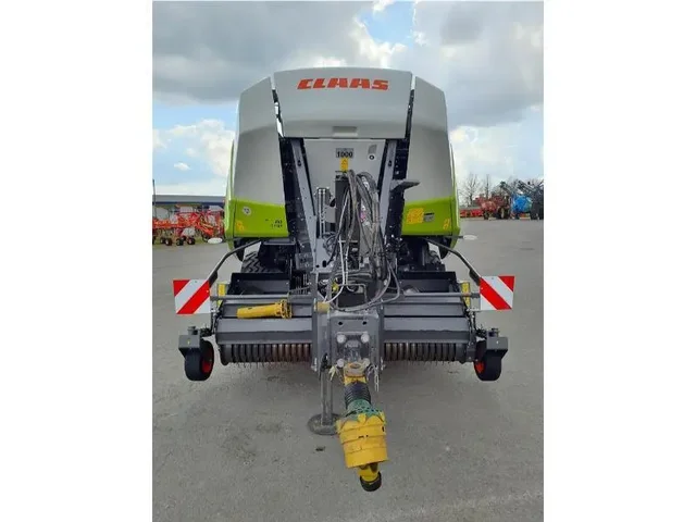 Occasion Claas 5300 à ANTIGNY chez Groupe OUVRARD