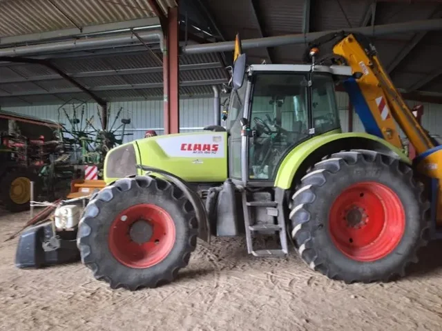 Occasion Claas ARES816RZ à ANTIGNY chez Groupe OUVRARD