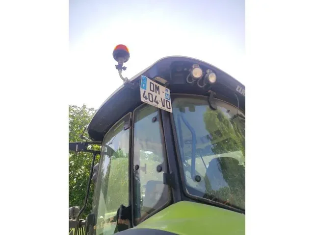 Occasion Claas ARION 640 à ANTIGNY chez Groupe OUVRARD