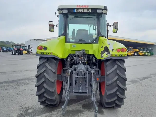 Occasion Claas ARION510 à ANTIGNY chez Groupe OUVRARD