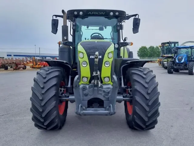 Occasion Claas ARION610 à ANTIGNY chez Groupe OUVRARD