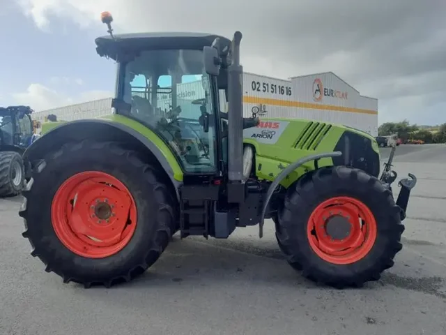 Occasion Claas ARION620 à ANTIGNY chez Groupe OUVRARD
