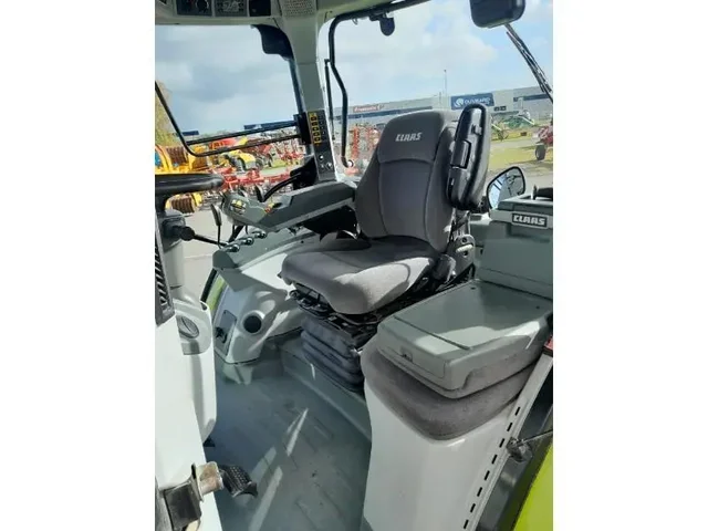 Occasion Claas ARION620 à ANTIGNY chez Groupe OUVRARD