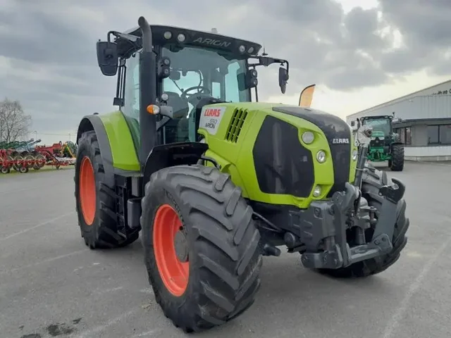 Occasion Claas ARION650 à ANTIGNY chez Groupe OUVRARD