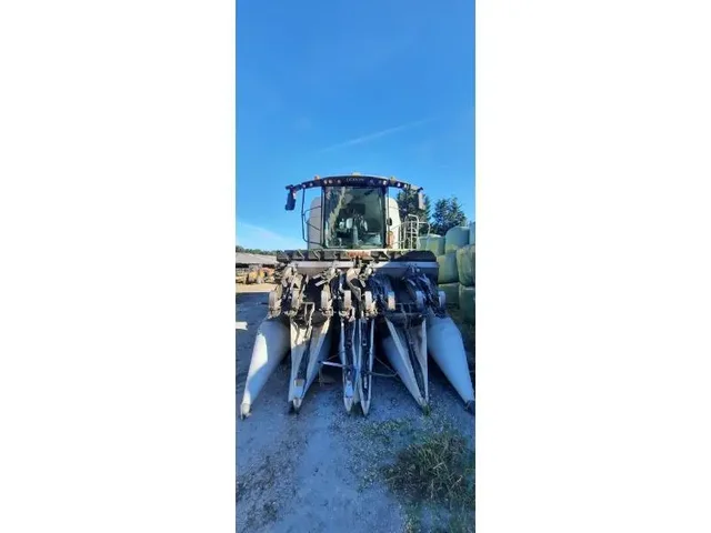 Occasion Claas LEXION750 à ANTIGNY chez Groupe OUVRARD