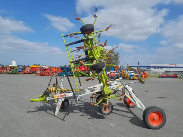 Occasion Claas VOLTO 900T à ANTIGNY chez Groupe OUVRARD