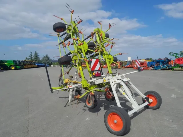 Occasion Claas VOLTO 900T à ANTIGNY chez Groupe OUVRARD
