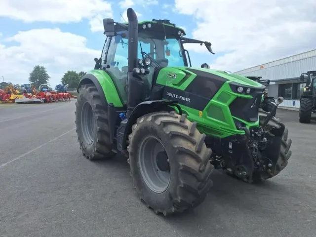 Occasion Deutz-Fahr 6165RC à ANTIGNY chez Groupe OUVRARD