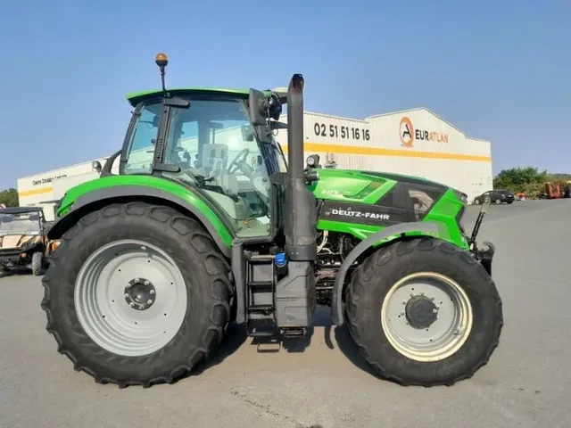 Occasion Deutz-Fahr 6175TTV à ANTIGNY chez Groupe OUVRARD