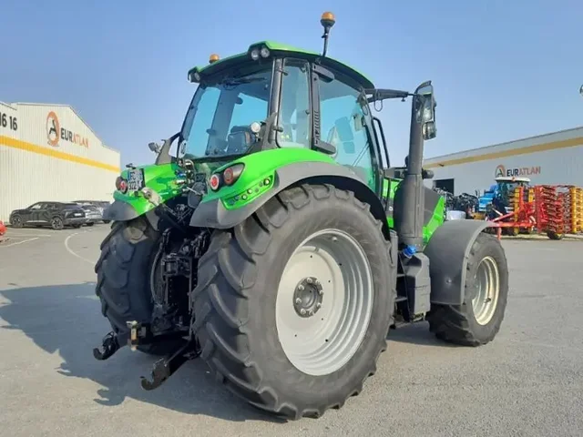 Occasion Deutz-Fahr 6175TTV à ANTIGNY chez Groupe OUVRARD