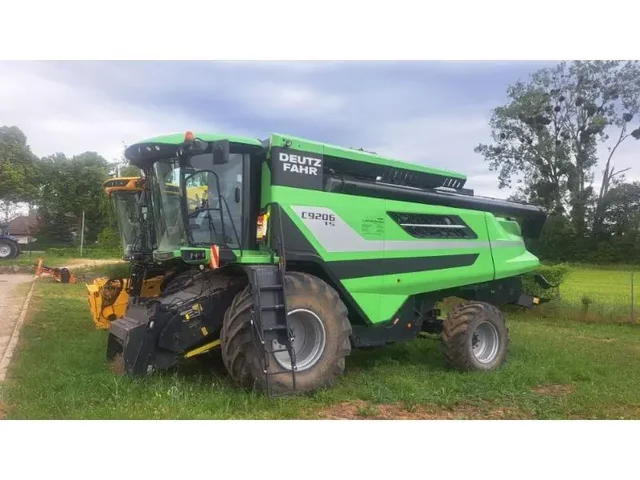 Occasion Deutz-Fahr C9206TS à ANTIGNY chez Groupe OUVRARD