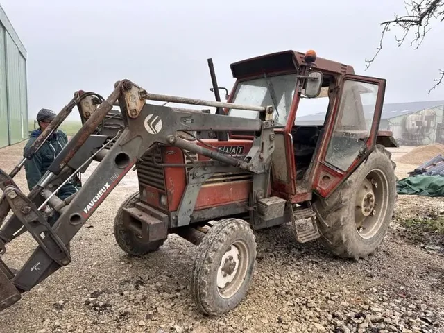 Occasion Fiatagri 680H à ANTIGNY chez Groupe OUVRARD