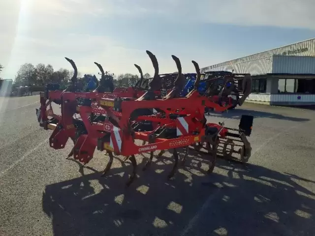 Occasion Grégoire-Besson CROSSLAND à ANTIGNY chez Groupe OUVRARD