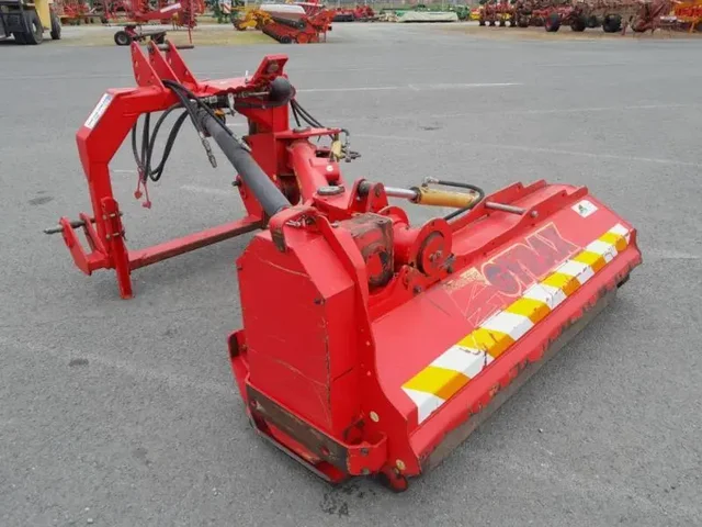 Occasion Gyrax RF1800 à ANTIGNY chez Groupe OUVRARD