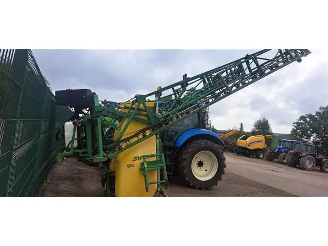 Occasion John Deere 512 à ANTIGNY chez Groupe OUVRARD