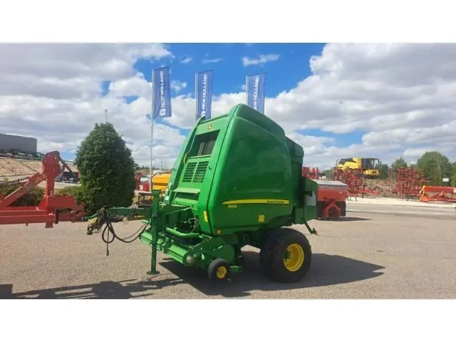 Occasion John Deere MAXICUT864 à ANTIGNY chez Groupe OUVRARD