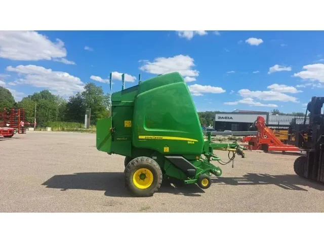 Occasion John Deere MAXICUT864 à ANTIGNY chez Groupe OUVRARD