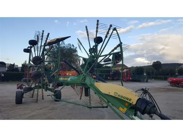 Occasion Krone SWADRO740TS à ANTIGNY chez Groupe OUVRARD
