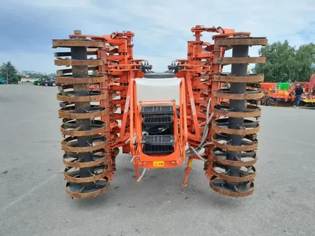 Occasion Kubota CD1400F à ANTIGNY chez Groupe OUVRARD
