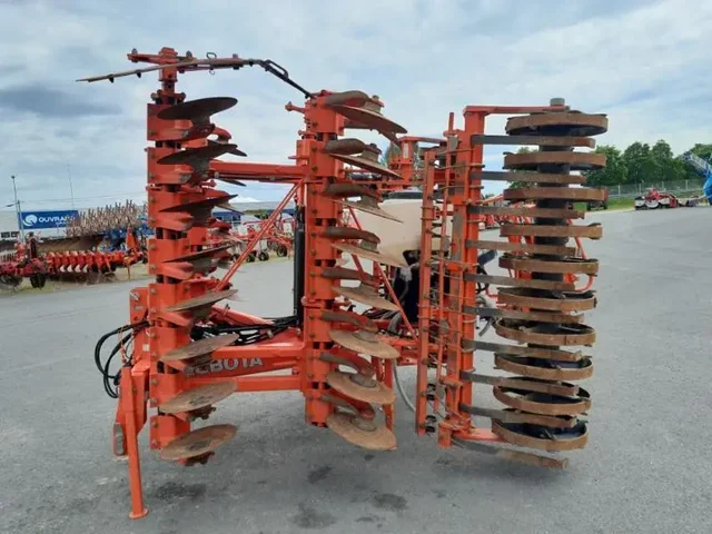 Occasion Kubota CD1400F à ANTIGNY chez Groupe OUVRARD