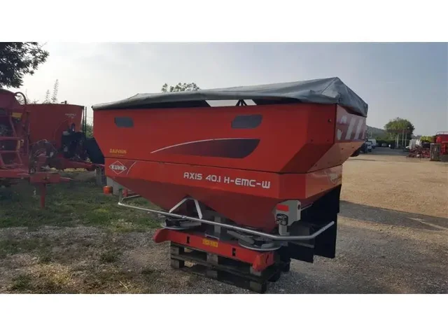 Occasion Kuhn AXIS40-1H-EMC-W à ANTIGNY chez Groupe OUVRARD