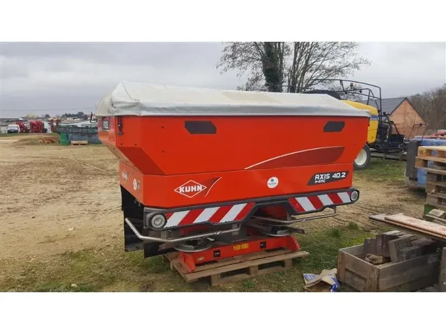 Occasion Kuhn AXIS40-2H-EMC à ANTIGNY chez Groupe OUVRARD