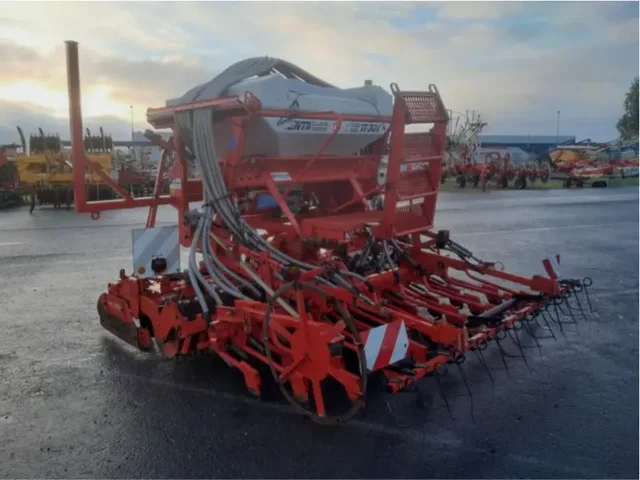 Occasion Kuhn COMBINE SEMIS à ANTIGNY chez Groupe OUVRARD