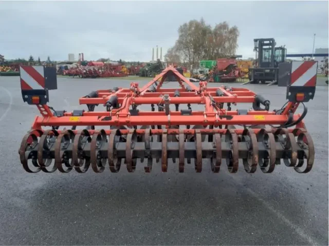 Occasion Kuhn CULTIMER-L350 à ANTIGNY chez Groupe OUVRARD