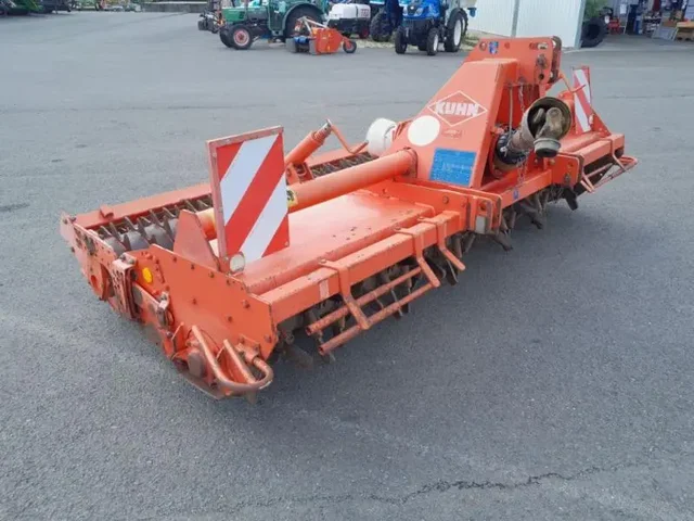 Occasion Kuhn EL102 à ANTIGNY chez Groupe OUVRARD