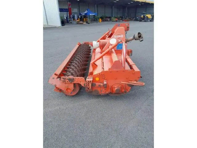 Occasion Kuhn EL102 à ANTIGNY chez Groupe OUVRARD