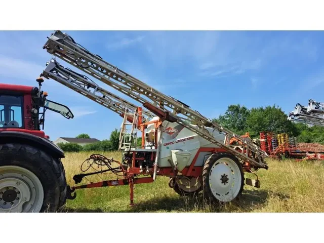 Occasion Kuhn GRAND-LARGE3200 à ANTIGNY chez Groupe OUVRARD