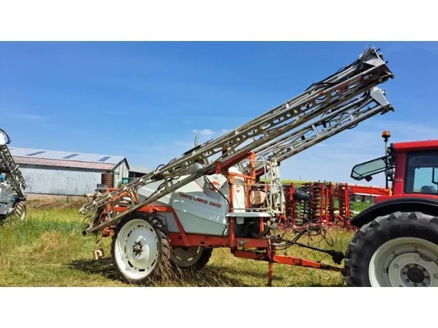 Occasion Kuhn GRAND-LARGE3200 à ANTIGNY chez Groupe OUVRARD