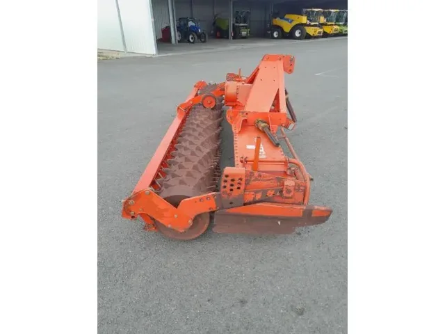 Occasion Kuhn HR4001D à ANTIGNY chez Groupe OUVRARD
