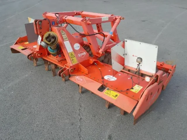 Occasion Kuhn HRB303D à ANTIGNY chez Groupe OUVRARD