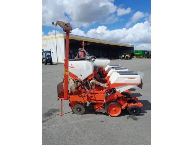 Occasion Kuhn Maxima à ANTIGNY chez Groupe OUVRARD