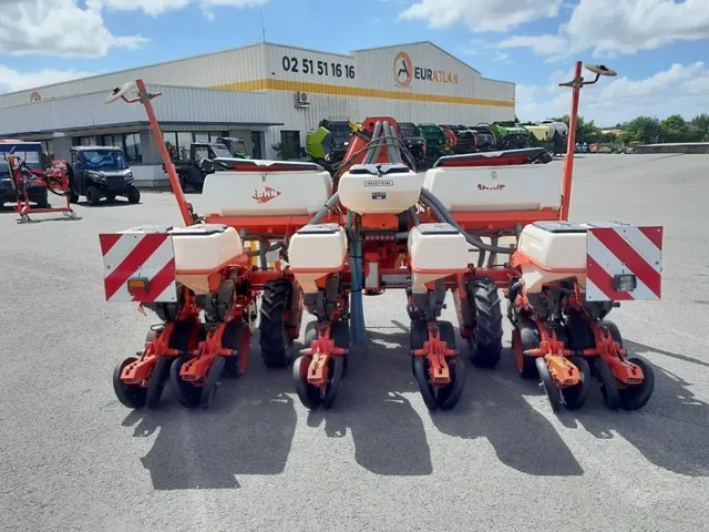 Occasion Kuhn Maxima à ANTIGNY chez Groupe OUVRARD