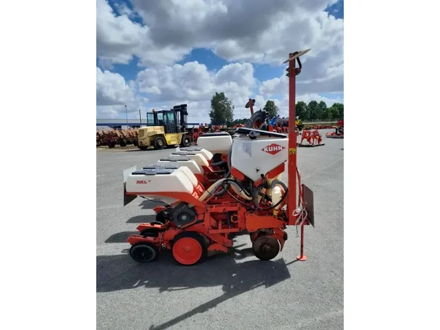 Occasion Kuhn Maxima à ANTIGNY chez Groupe OUVRARD
