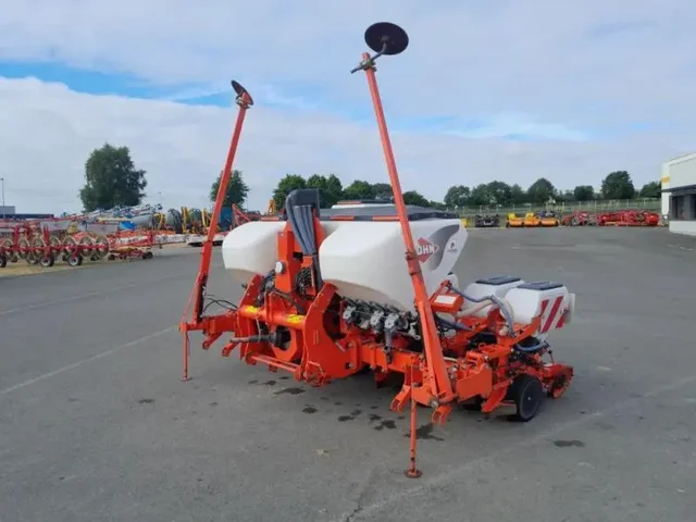 Occasion Kuhn MAXIMA2 à ANTIGNY chez Groupe OUVRARD