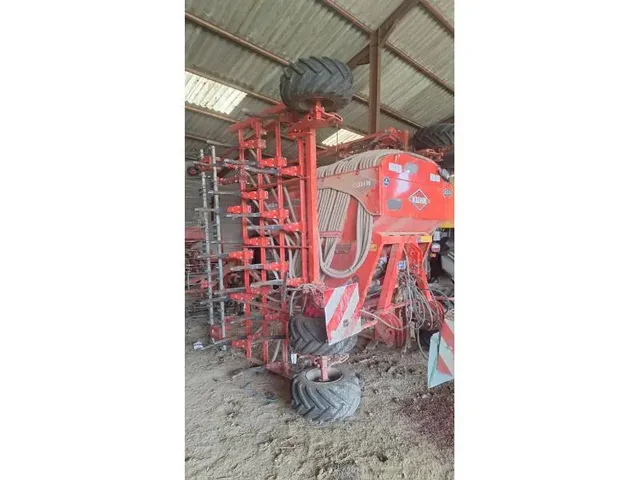 Occasion Kuhn MEGANT 600 à ANTIGNY chez Groupe OUVRARD
