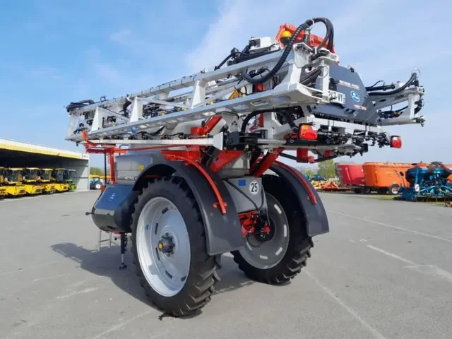 Occasion Kuhn METRIS4102 à ANTIGNY chez Groupe OUVRARD