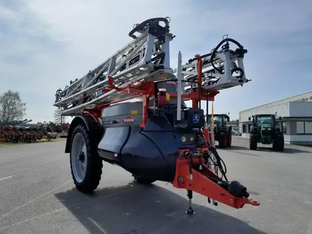 Occasion Kuhn METRIS4102 à ANTIGNY chez Groupe OUVRARD