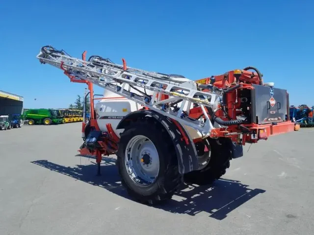 Occasion Kuhn METRIS4102 à ANTIGNY chez Groupe OUVRARD