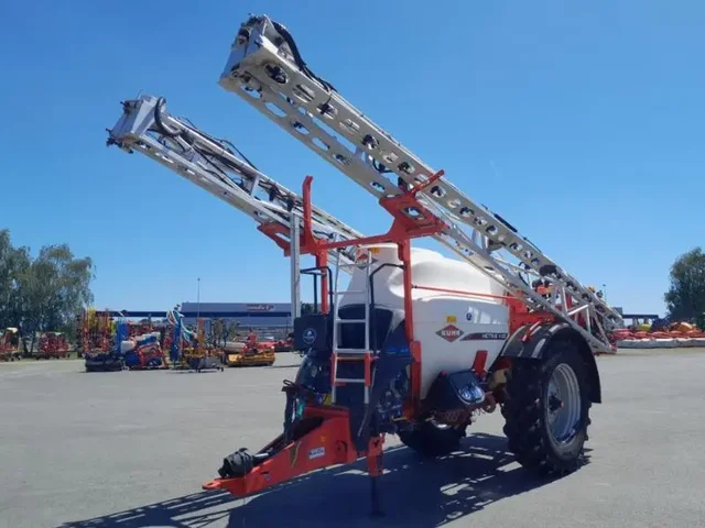 Occasion Kuhn METRIS4102 à ANTIGNY chez Groupe OUVRARD