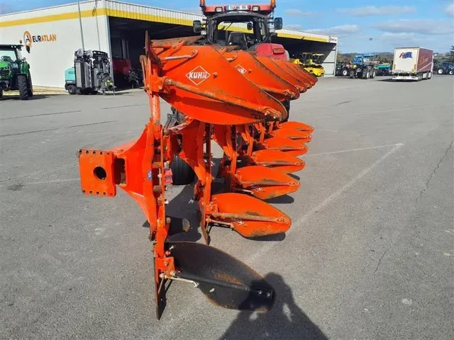 Occasion Kuhn MM182-7T à ANTIGNY chez Groupe OUVRARD