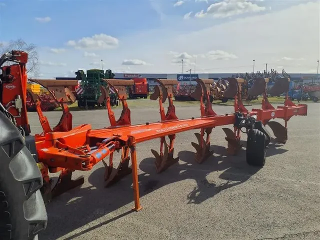Occasion Kuhn MM182-7T à ANTIGNY chez Groupe OUVRARD