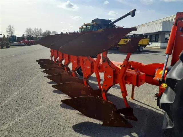 Occasion Kuhn MM182-7T à ANTIGNY chez Groupe OUVRARD